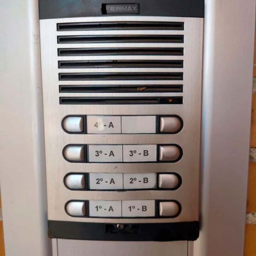 Portero automático para comunidad de propietarios